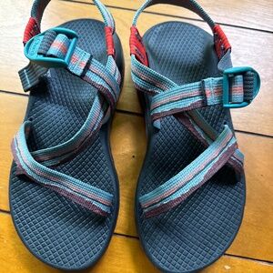 Chaco Women Size 5